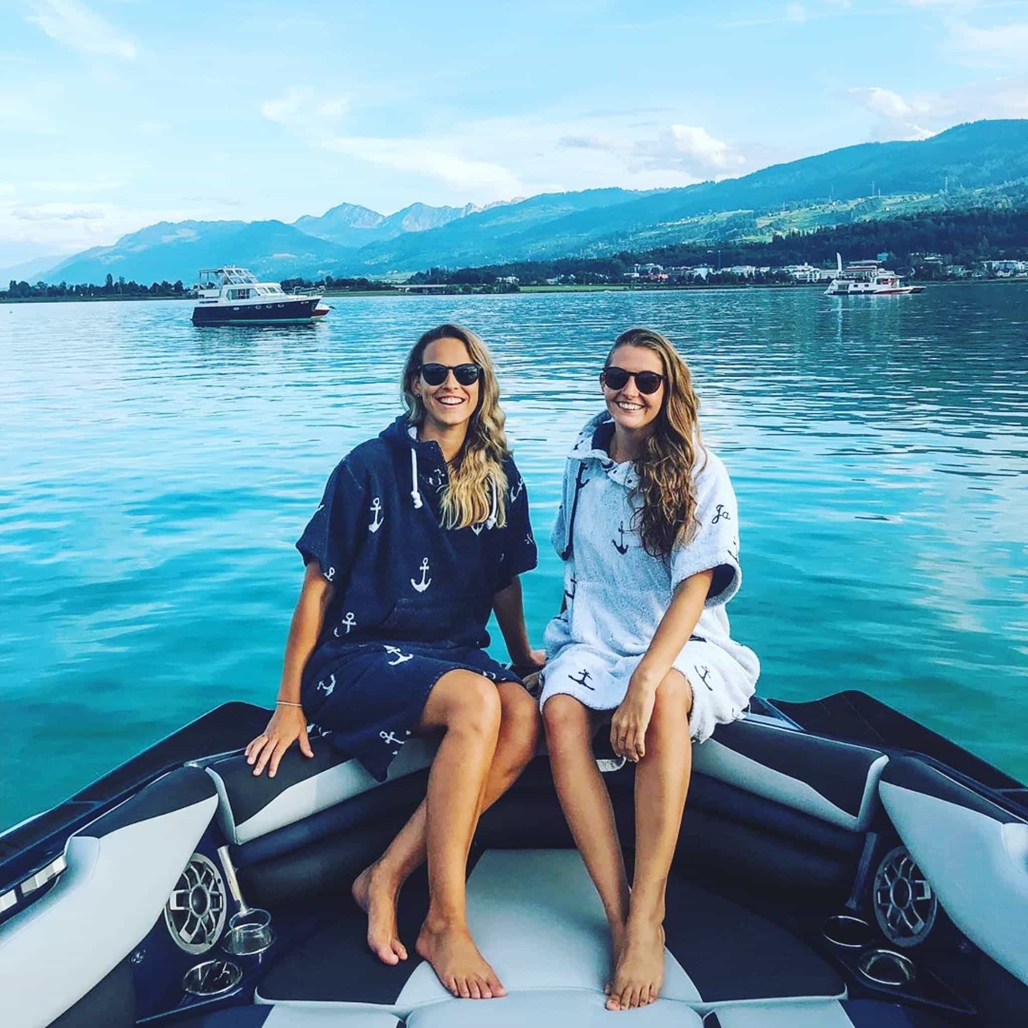 Atlantic Shore | Surf Poncho | Anchor | Navy Blue & Offshore White